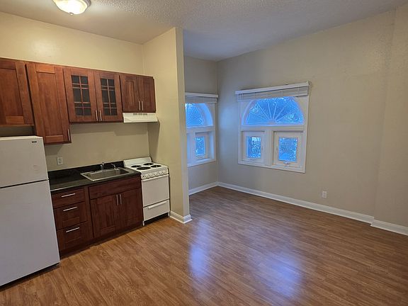 4th image of 901 Fell St APT 11