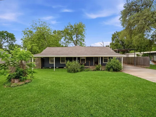 2922 Pansy St, Pasadena, TX 77503