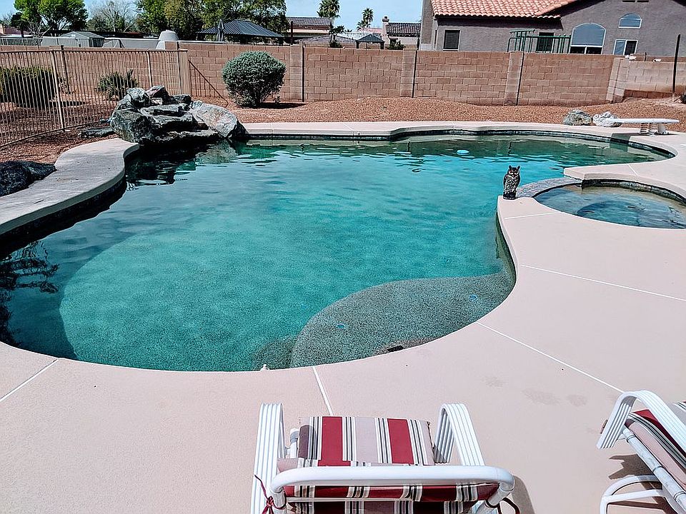 2nd image of 1289 E Palo Blanco Way