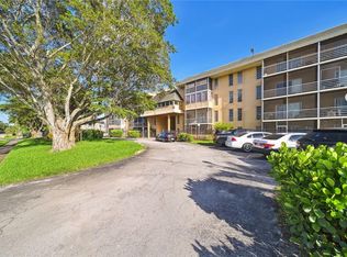 4848 NW 24th Ct APT 411, Fort Lauderdale, FL 33313