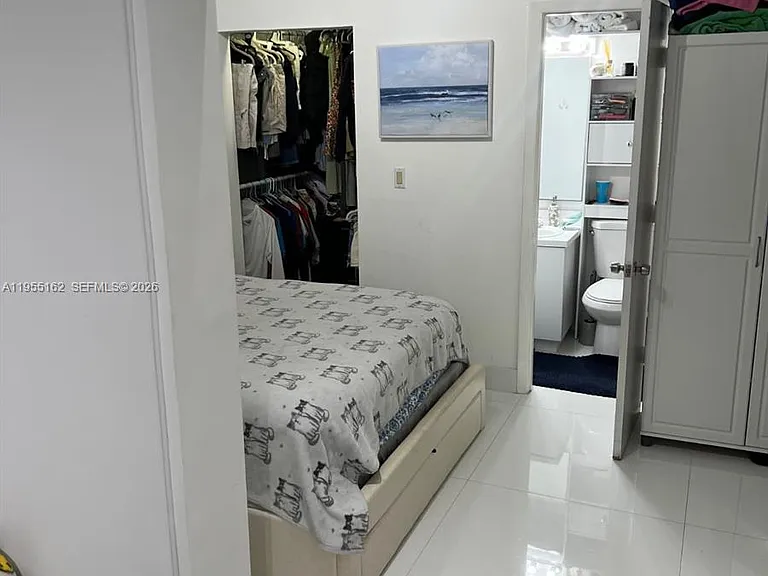 246 Poinciana Dr #504 — Photo 3