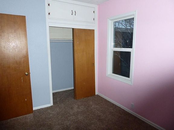 4th image of 817 N 22nd St