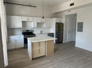386 High St FLOOR 3-1, Fall River, MA 02720