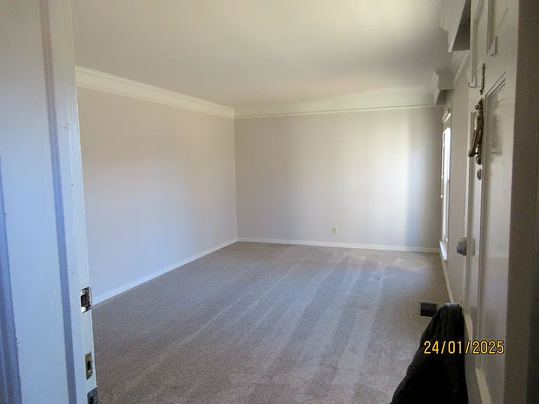509 Chickadee Dr #B — Photo 3