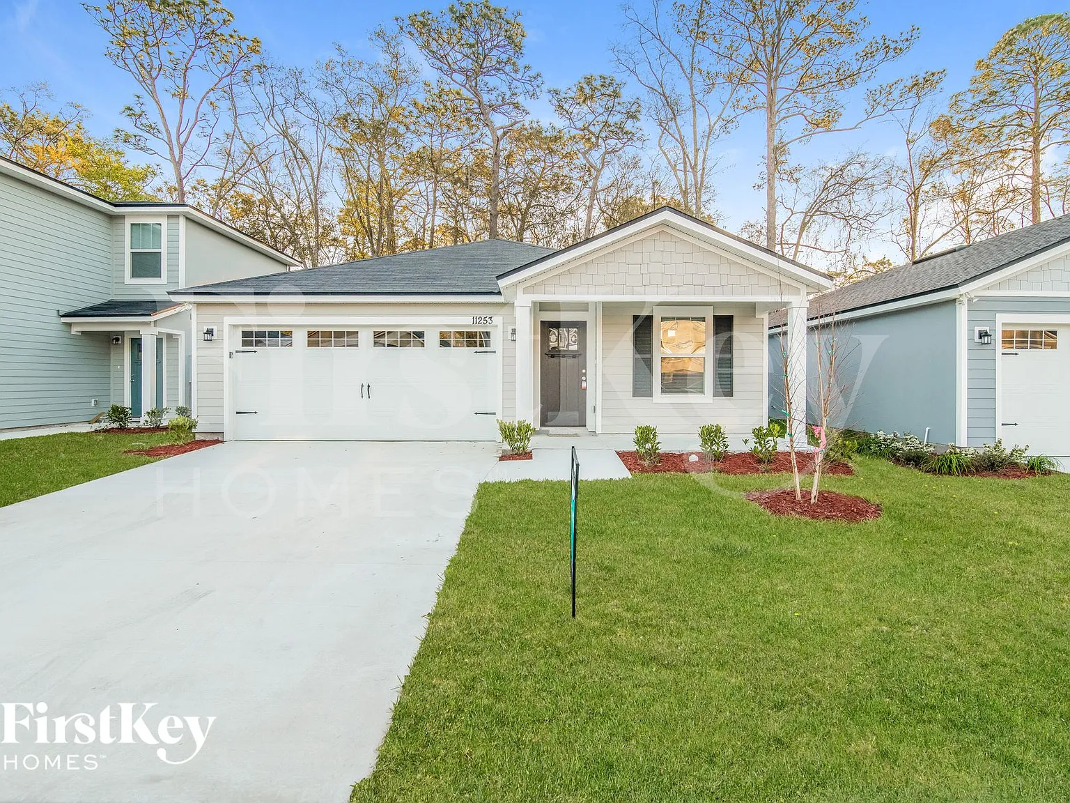 3 bed, 2.0 bath, 1280 sqft, $1,945 — Photo 1