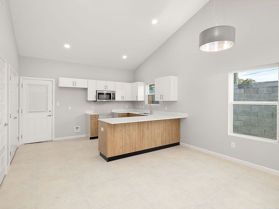 1st image of 2512 Brownjay Rd #2