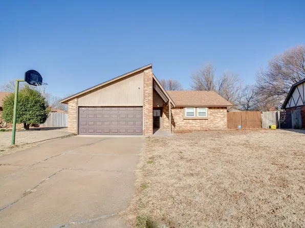 5826 Red Rock Cir, Enid, OK 73703