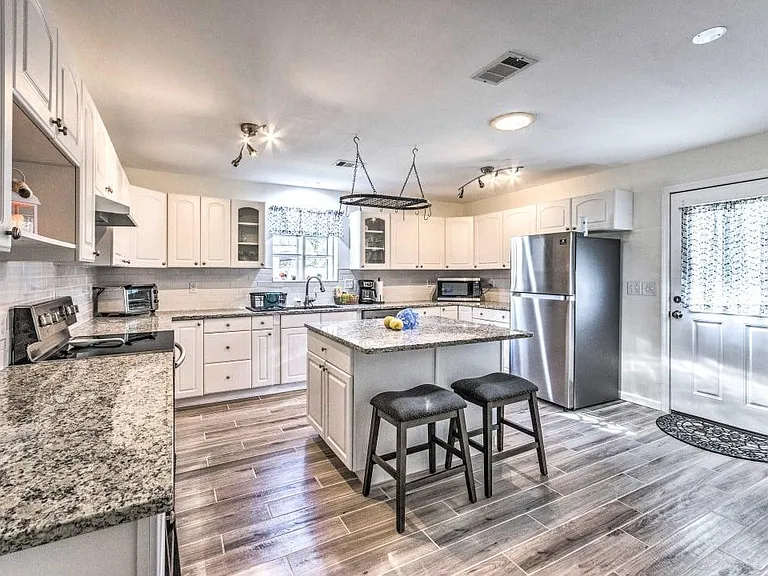 355 Gardner Dr NE — Photo 8