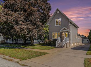 811 High St, Manistee, MI 49660