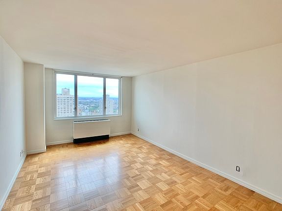 3rd image of 401 E 80th St APT 32J