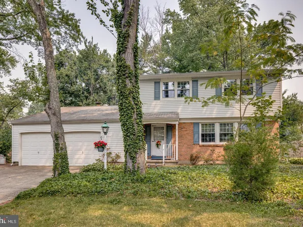 315 Provincetown Rd, Cherry Hill, NJ 08034