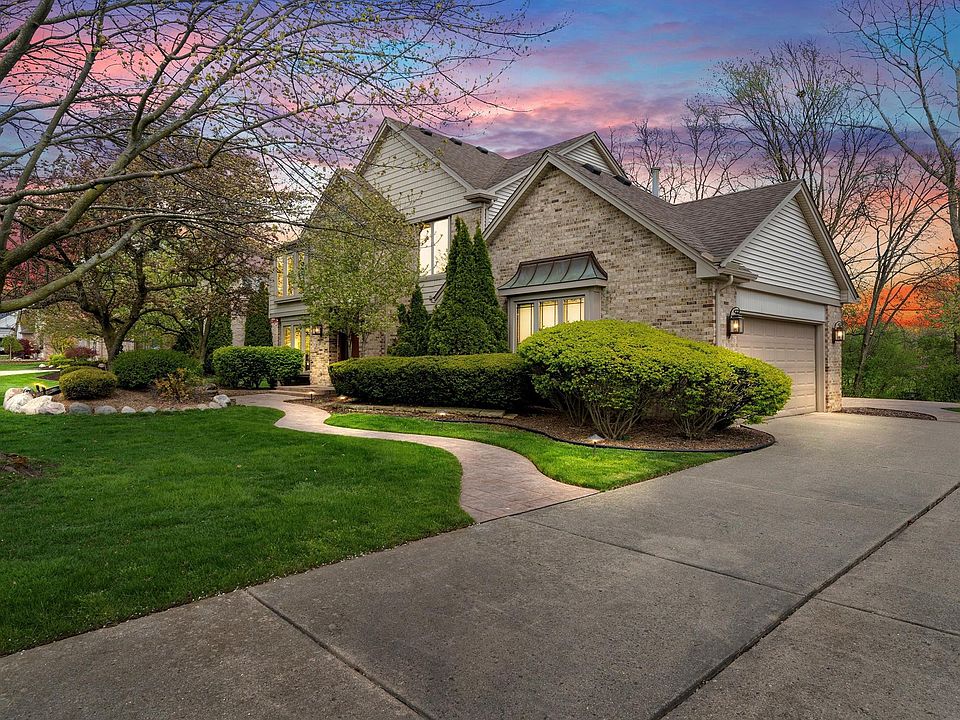 1st image of 22242 Buckingham Dr