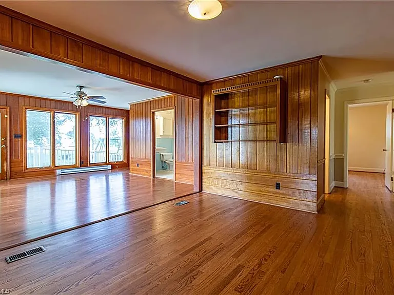 654 Meadowlark Dr — Photo 8
