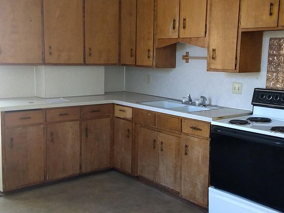 3rd image of 432 S Main Ave