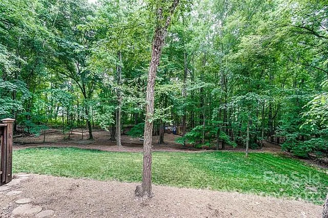6025 Oakridge Ct — Photo 39