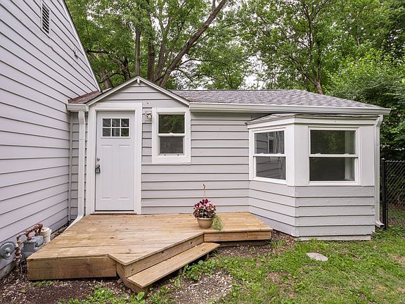 2nd image of 5108 Sunny Meade Ln