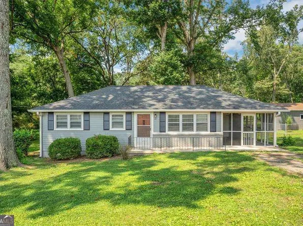 41 Oak Dr, Cartersville, GA 30121