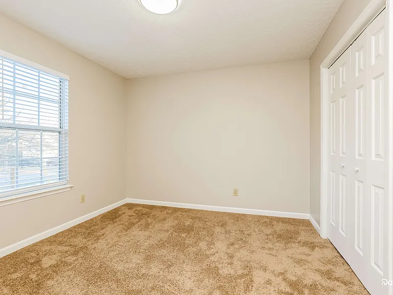 302 Vernon Traylor Dr — Photo 13
