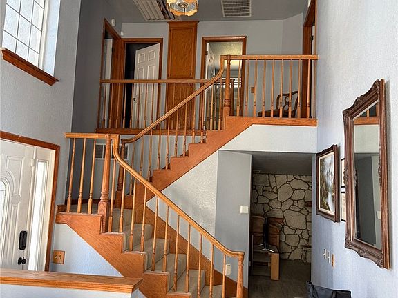 3rd image of 26795 Stirrup Ln