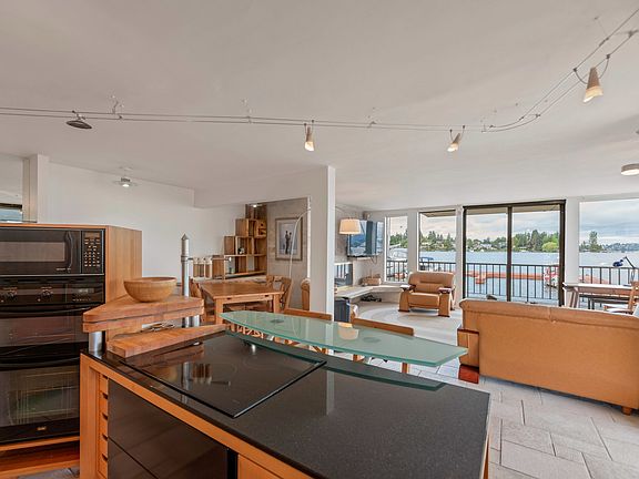 5th image of 4561 Lake Washington Blvd NE APT 104
