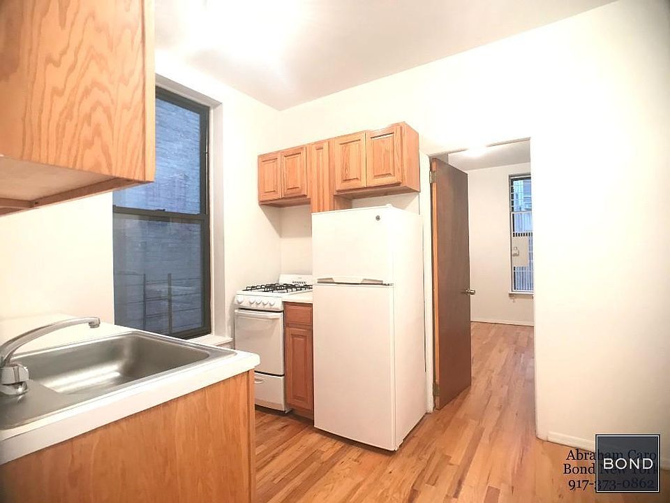 2nd image of 166 E 90th St APT 4D