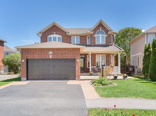 98 Yoho Dr, Ottawa, ON K2M 2V3