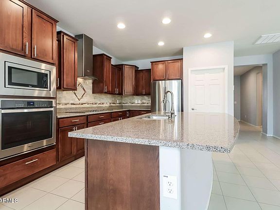 3rd image of 26863 W SIERRA PINTA Drive