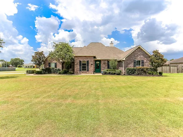 912 S Kade, Lake Charles, LA 70605