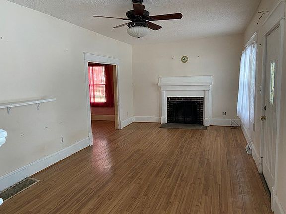 5th image of 855 Tazewell St