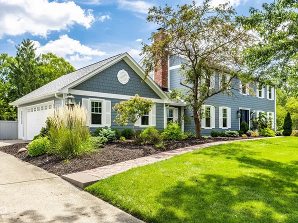 215 Sherwood Ct, Zionsville, IN 46077