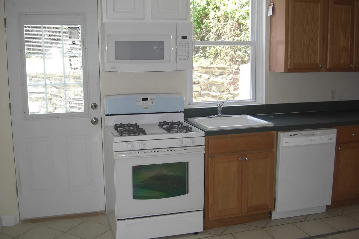 Building Photo - 3627 Fisk Ave #2