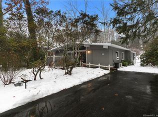 45 Ironworks Rd, Clinton, CT 06413