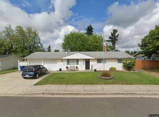 685 N 4th St, Aumsville, OR 97325