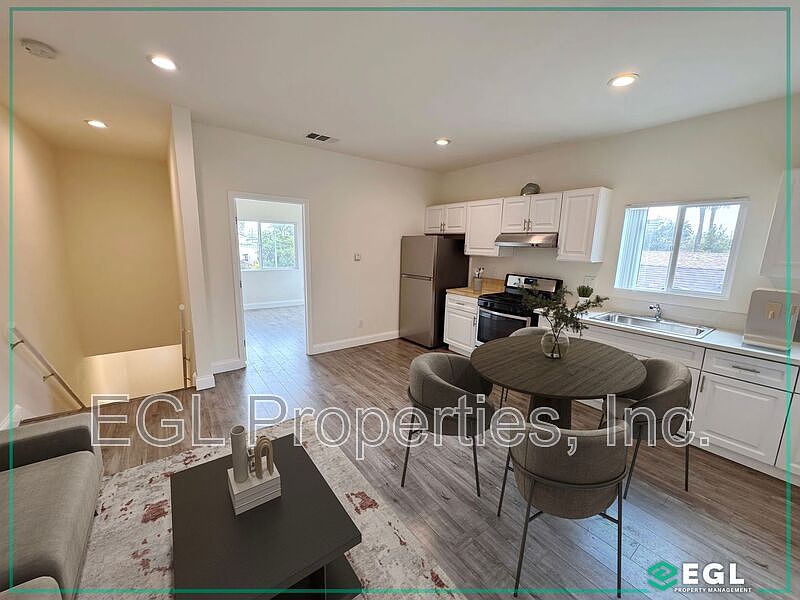 1st image of 4503 1/2 S Gramercy Pl