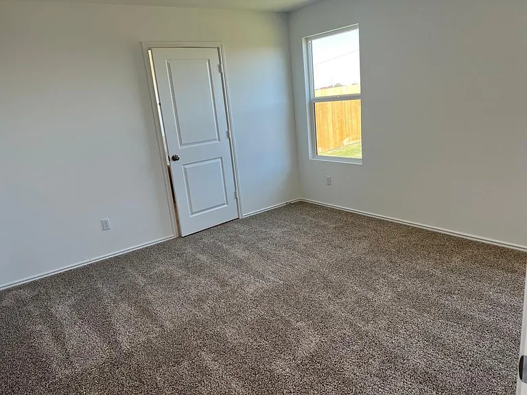 212 Canley Loop — Photo 8