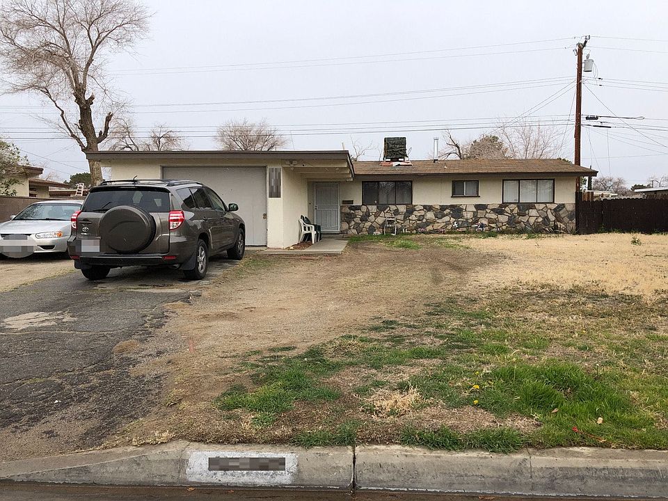 1st image of 44617 Foxton Ave
