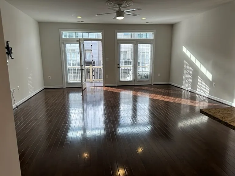 7313 Taylors Hill Ln — Photo 12