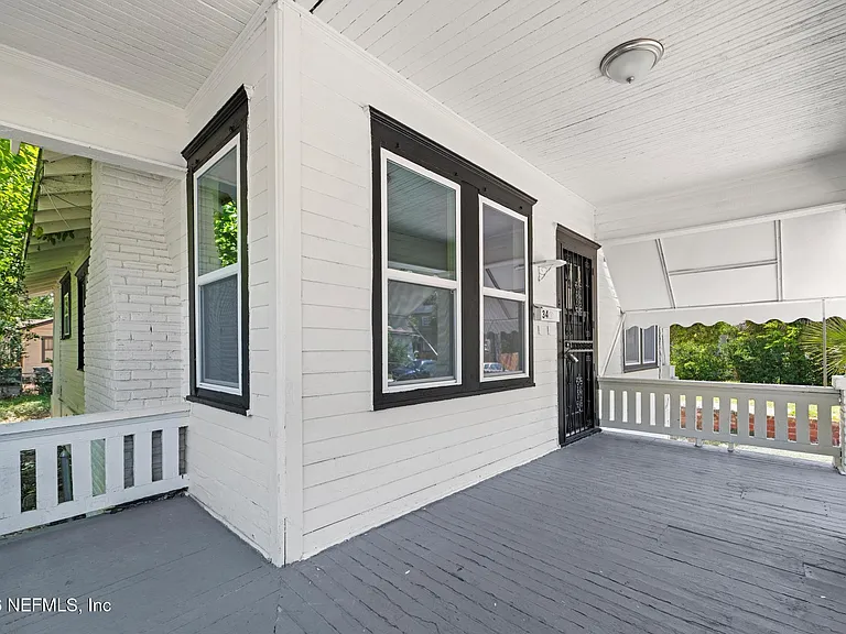 34 W 23rd St — Photo 3