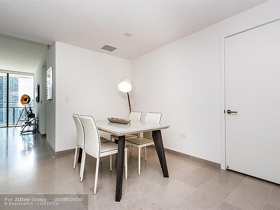 3rd image of 68 SE 6th St Unit 1507
