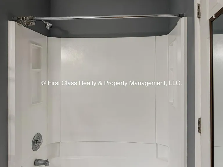 8015 Tiburon Cir — Photo 33