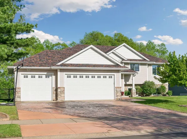 22833 Zion Pkwy NW, Oak Grove, MN 55005