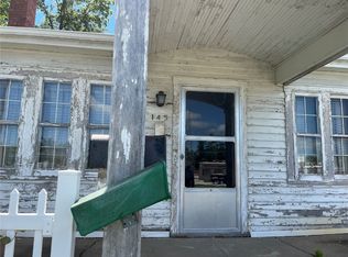 145 6th Ave, Marion, IA 52302