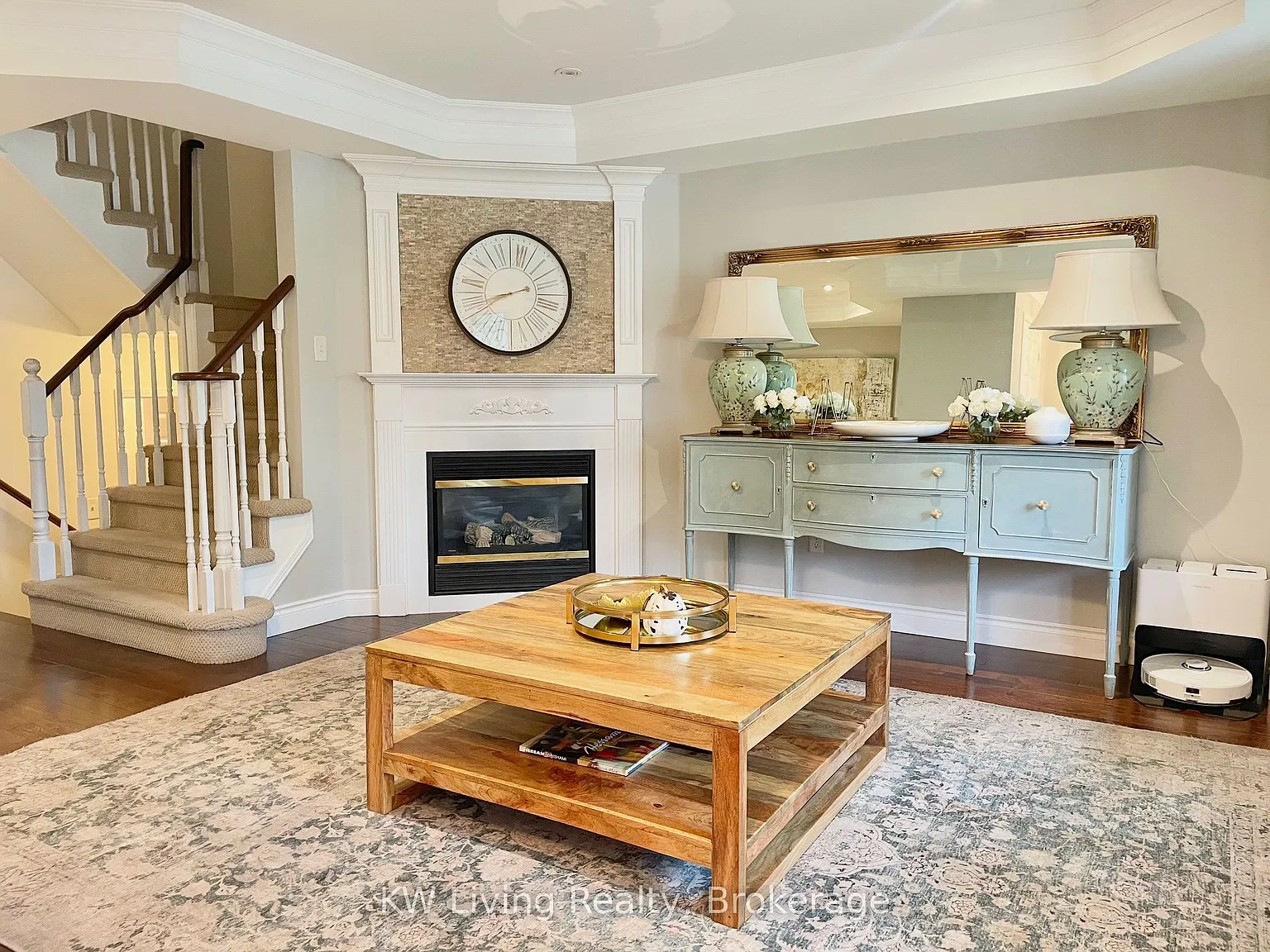 3 bed, $4,000 — Photo 2