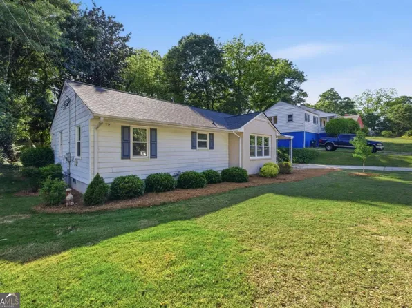 1371 N Enota Ave NW, Gainesville, GA 30501