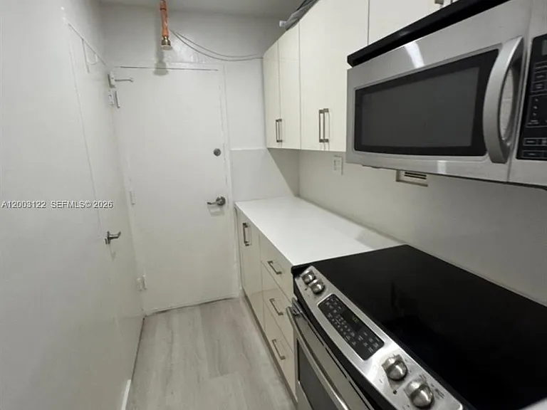 1000 West Ave #218 — Photo 10