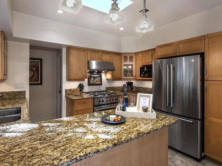 1108 Buena Vista Ave — Photo 15
