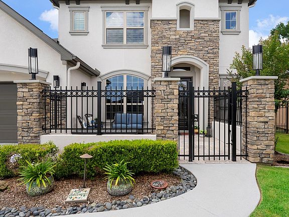 3rd image of 25607 Muirfield Bend Ct