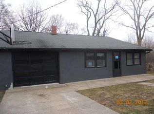 8974 E Circle Dr S, Syracuse, IN