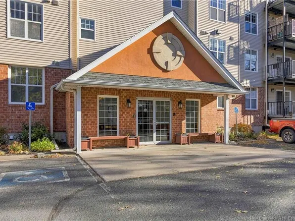362 Carleton St #108, Fredericton, NB E3B 0C8