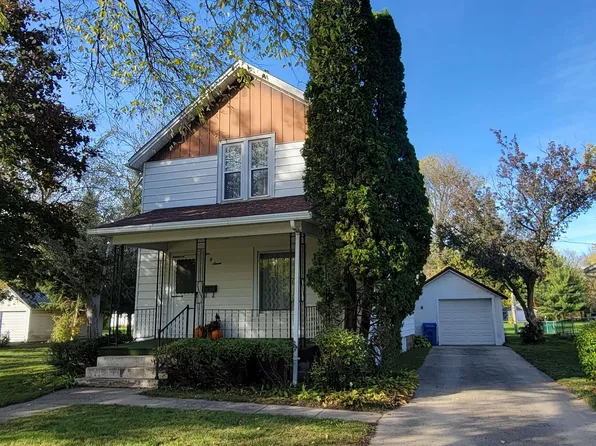 507 17th Ave, Charles City, IA 50616
